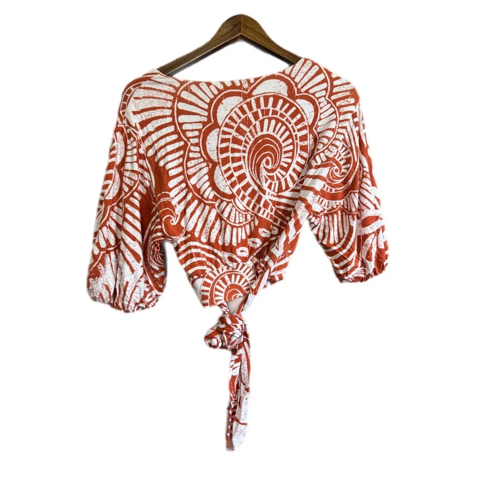 Anthropologie Wrap Top Women Small Orange‎ White Batik Print Puff Sleeve